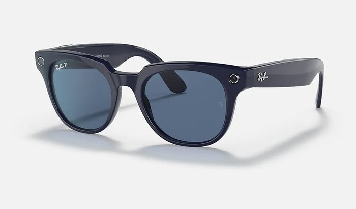 Facebook introduced intelligent dual-camera sunglasses with speakers and a touch panel